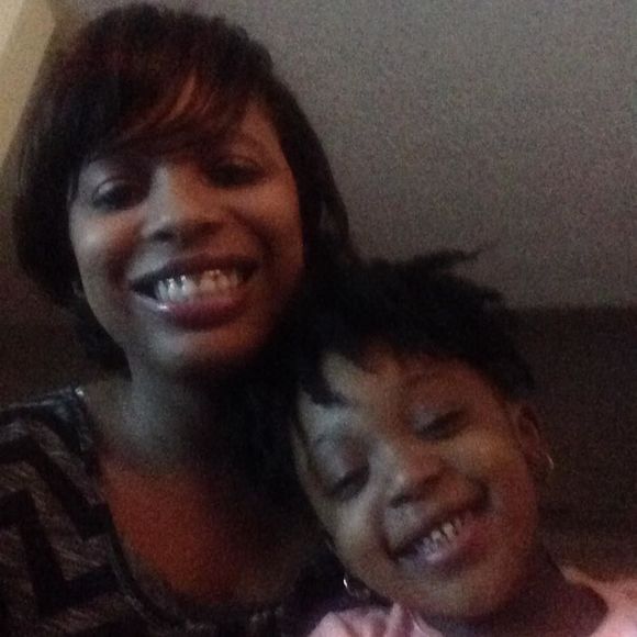 Meet your Posher, Lakiea - Picture 1 of 1